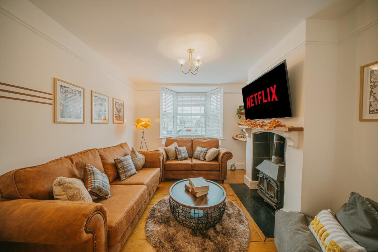 Cotswolds- Homely 2 Bed House With Garden, Wifi - Esho Stays Cirencester Exteriör bild