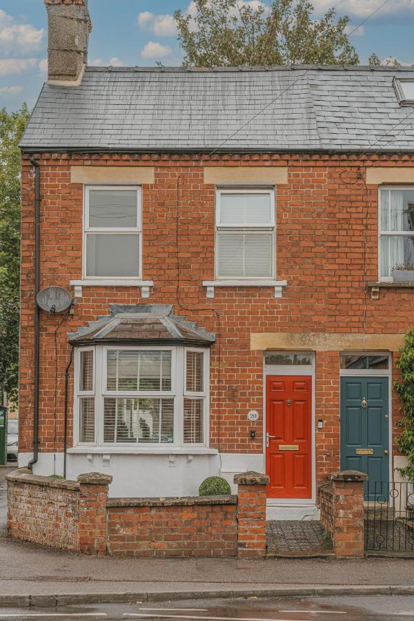 Cotswolds- Homely 2 Bed House With Garden, Wifi - Esho Stays Cirencester Exteriör bild
